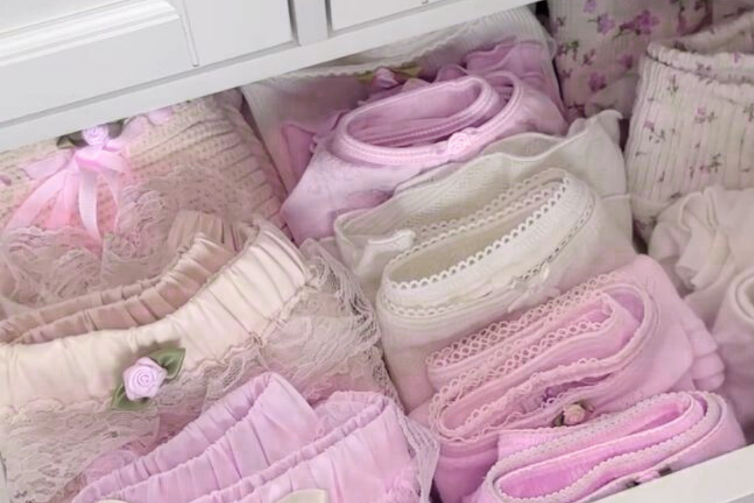 Is My Underwear Giving Me a UTI or Yeast Infection?