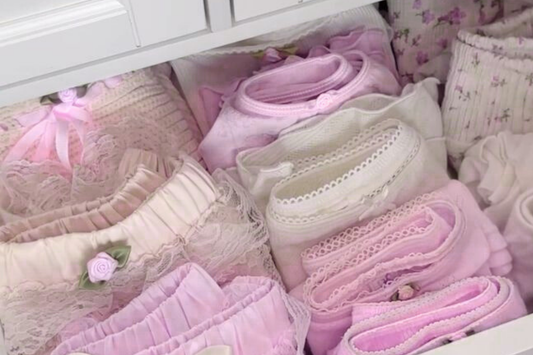 Is My Underwear Giving Me a UTI or Yeast Infection?